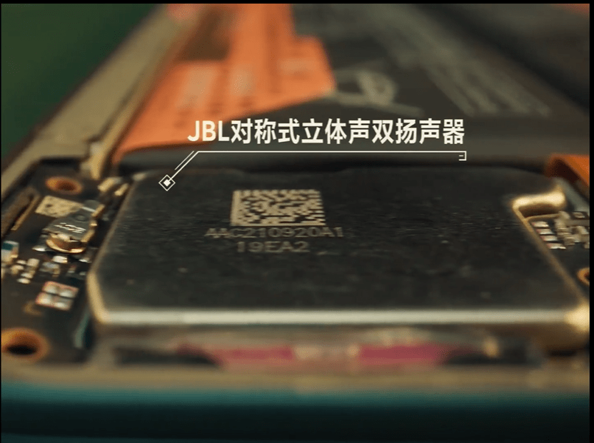 拆机|Redmi Note 11 Pro+ 官方拆机视频公布：多极耳电池/VC 液冷散热
