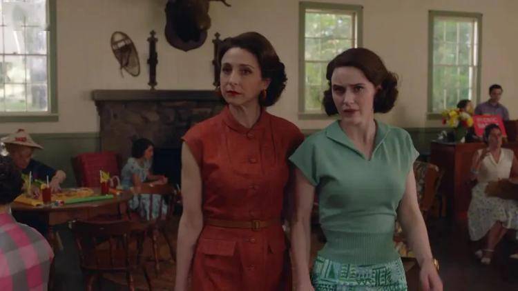 白玫|电影里的老上海,赢了半个英伦复古圈