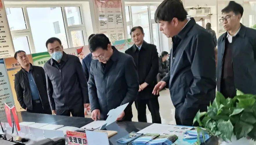 市委常委组织部长辛峰深入乾安县调研包保重点任务落实情况