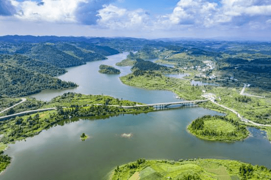 遵义鸭溪底水河风景区图片