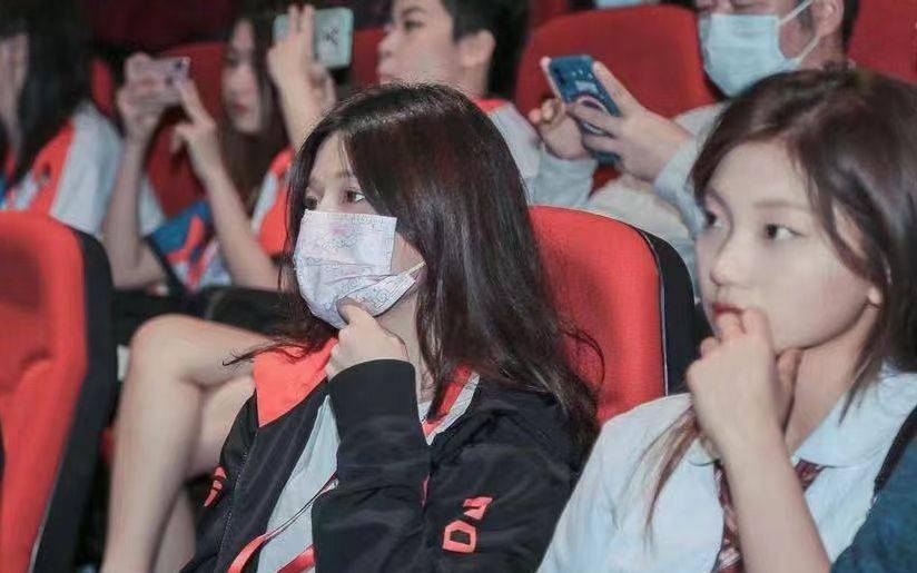 刘苓明|关注女子电竞③RWE经理刘苓明：电竞真的不只是打打游戏