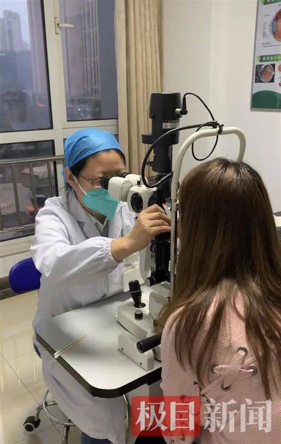 肖泽锋|女子眼睛痒，一查睫毛上竟有20只虫子，还不停地蠕动