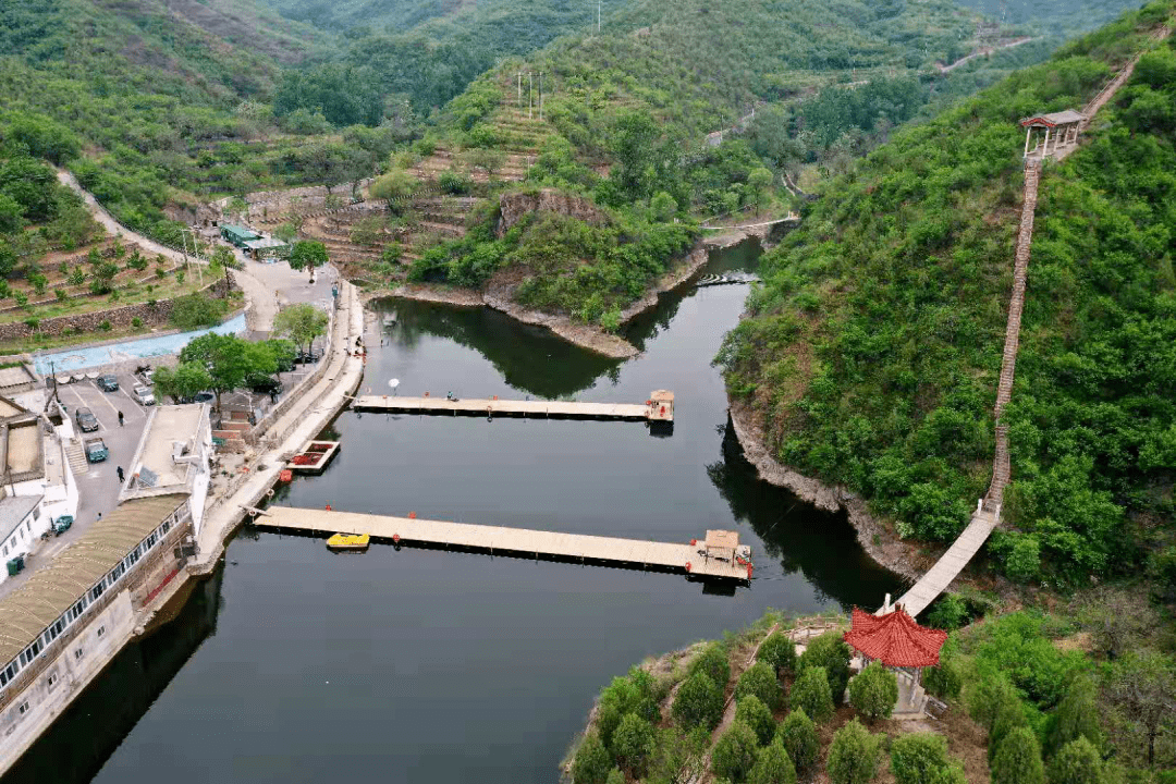 门头沟小院 | 摄影家走进瓦窑民宿,白瀑云景,留住秋光留住美