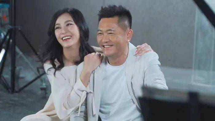 草蜢成员苏志威自掏腰包买奖,将夫妻二人艰难度日血泪史全盘托出_员工