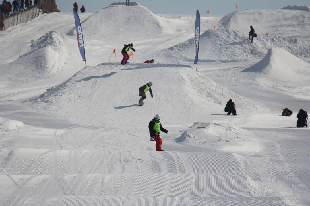 沈阳怪坡滑雪场高级道图片