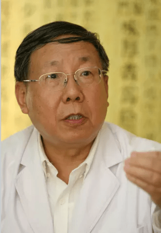 中医肿瘤和内,妇科名家,出生中医世家,师从我国著名中医泰斗陈苏生