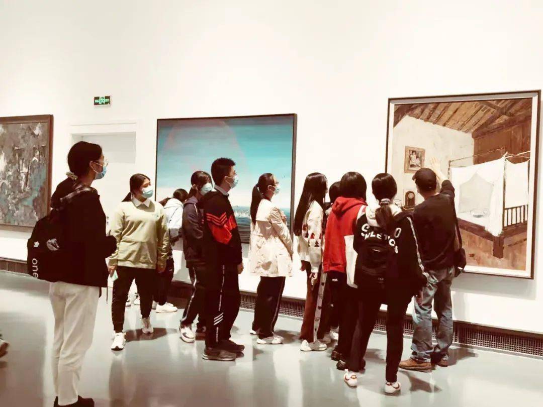 一大批优秀学生被清华大学,中央美院,中国美院,西安美术学院,同济大学