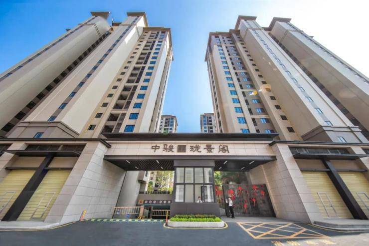 泉州中骏珑景阁清盘房源单价6302元/㎡起首付仅需12万_小镇