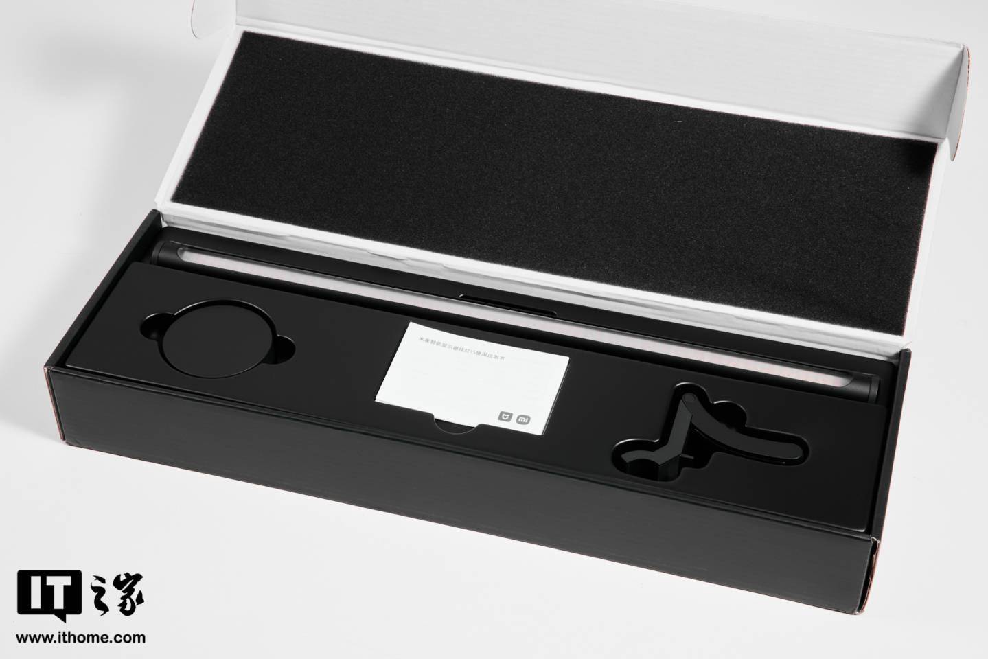 【IT之家开箱】米家智能显示器挂灯1S图赏