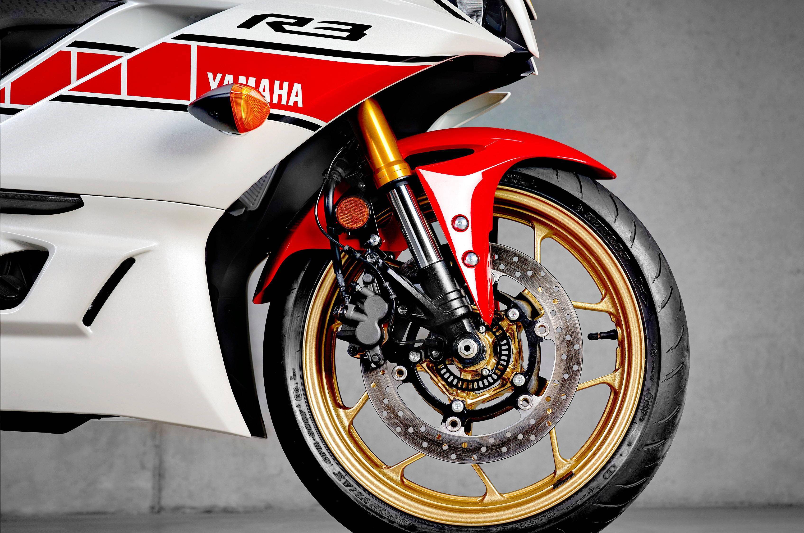 yamaha 轻量级跑车 2022 yzf-r3 欧洲版_搜狐汽车_搜狐网