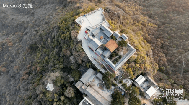 上手|大疆 Mavic 3 无人机上手！哈苏双摄，46分钟超长续航…不炸机！最高32888元