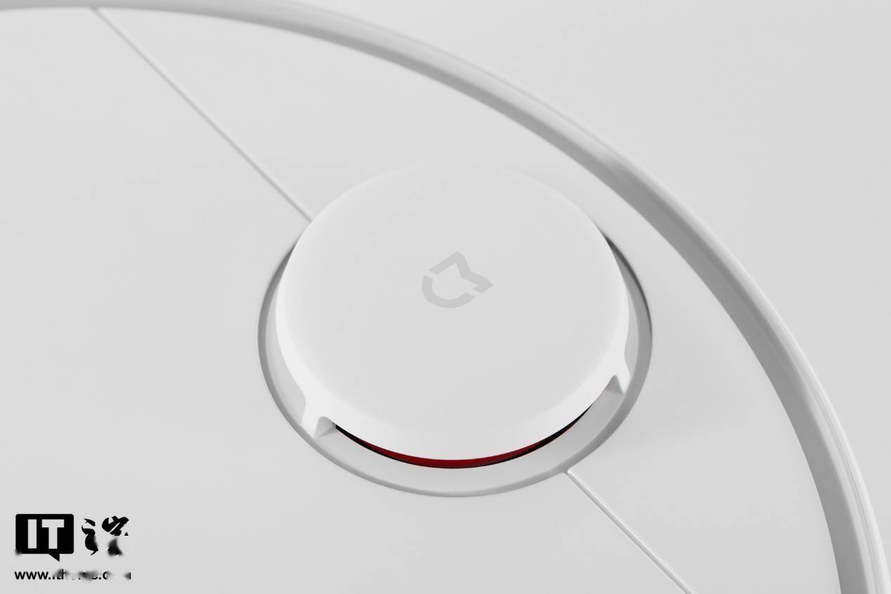 【IT之家开箱】米家免洗扫拖机器人图赏