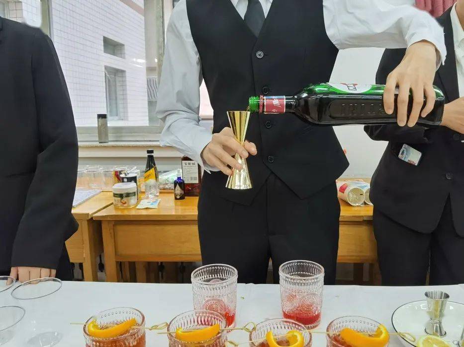 醇香|啥?上课喝酒?