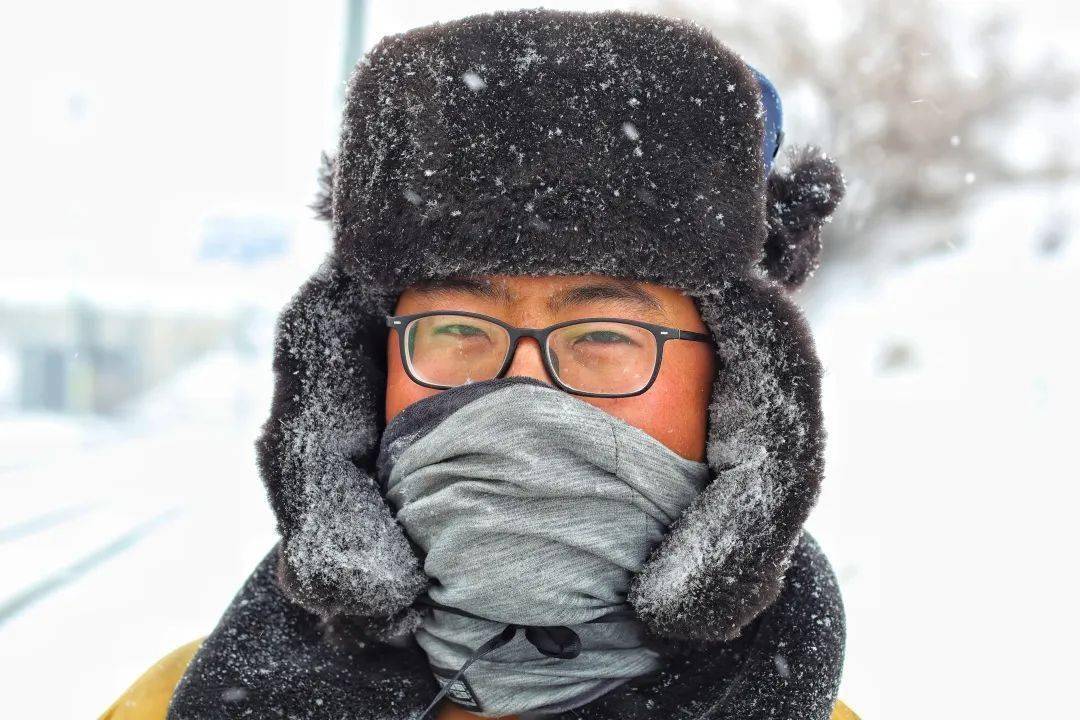 最美风雪照刷屏!网友直呼冻哭了