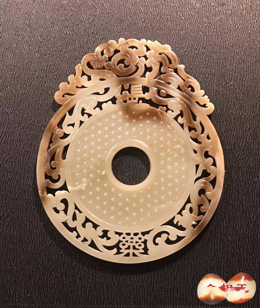 玉璧形制简洁内涵丰富