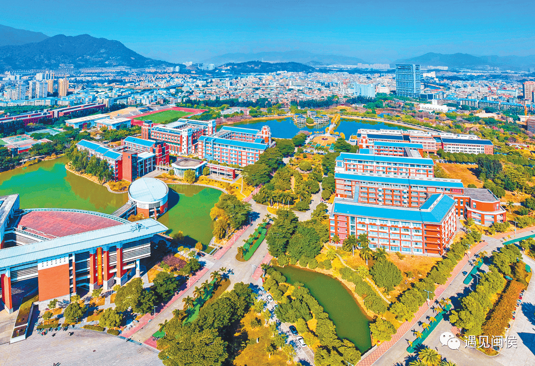 闽侯县不仅在各村居采取网格化模式,在高校集中的大学城,还采取了"