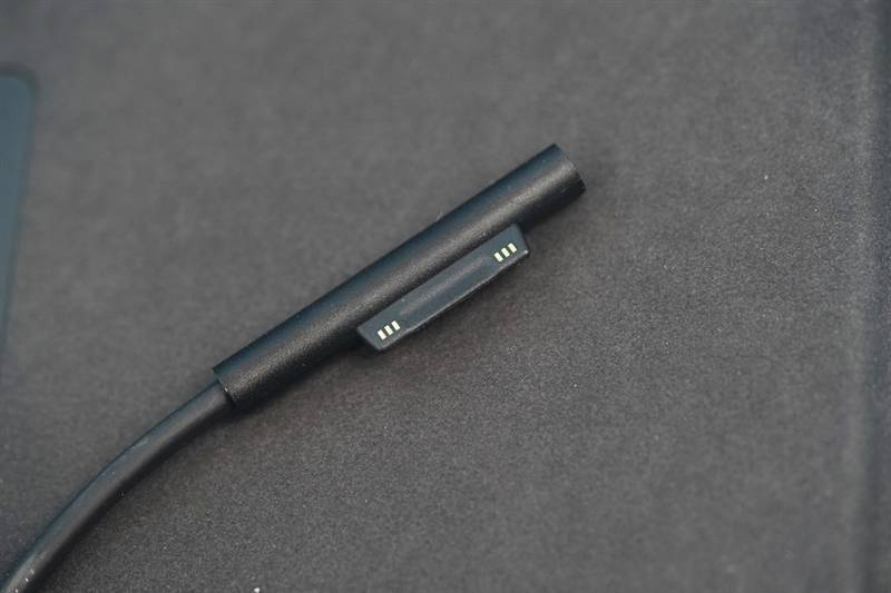 史上最高颜值！微软Surface Pro 8评测：秒变神笔马良