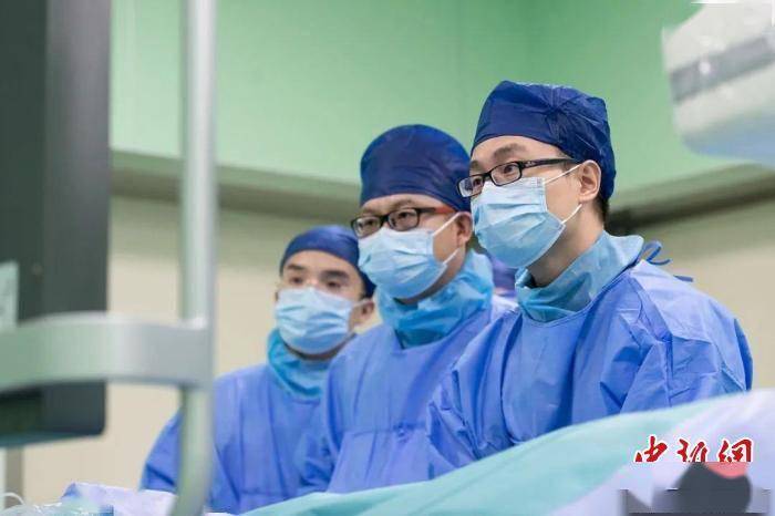 成功|国产高端智能介入造影系统成功完成临床验证
