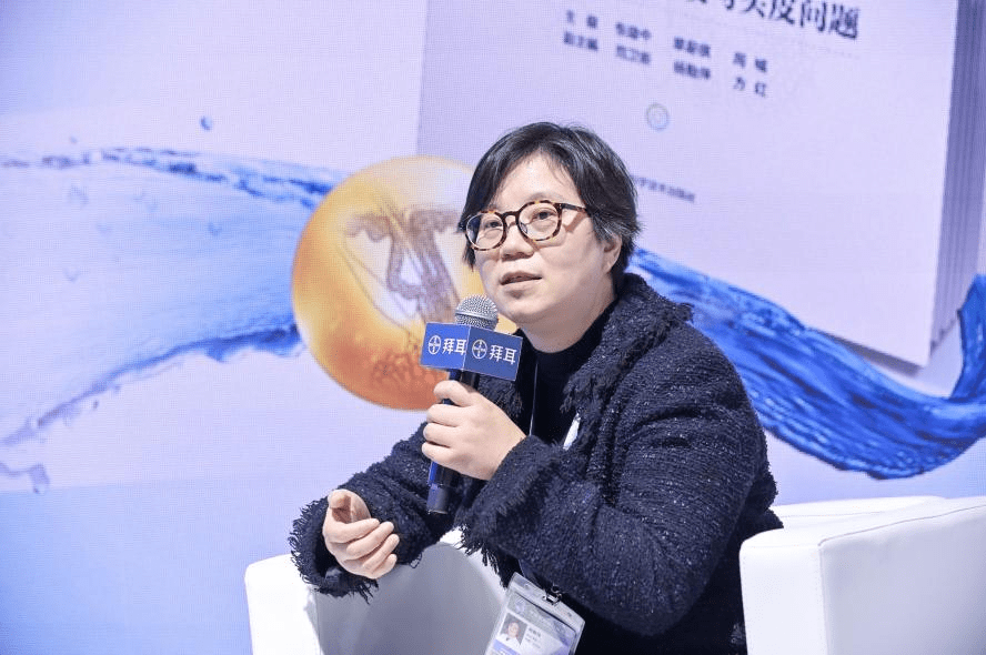 杨勤萍,复旦大学附属华山医院皮肤科主任医师