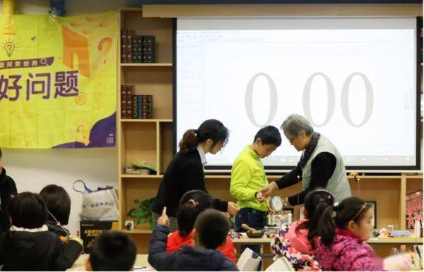 百万粉丝、号称不刷题的吴姥姥，到底是谁？