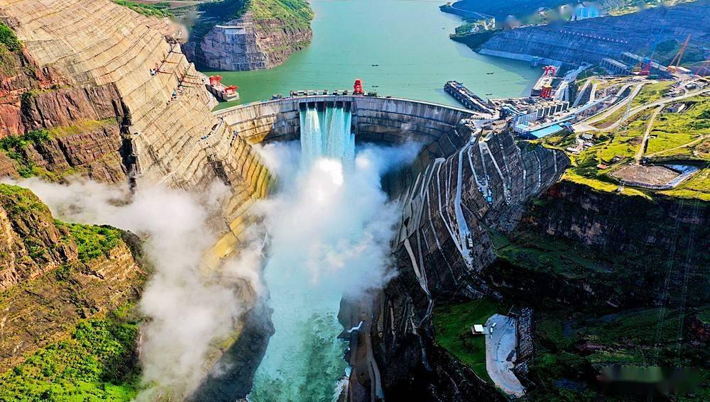 鸟瞰金沙江白鹤滩水电站_世界