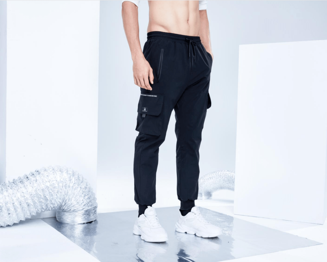 身材能抵御零下低温的工装裤！1条暖过3条秋裤，还又飒又显瘦