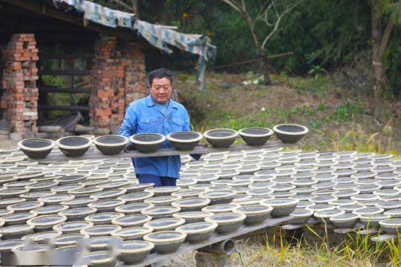 刘辉|重庆梁平：非遗砂陶烧制忙