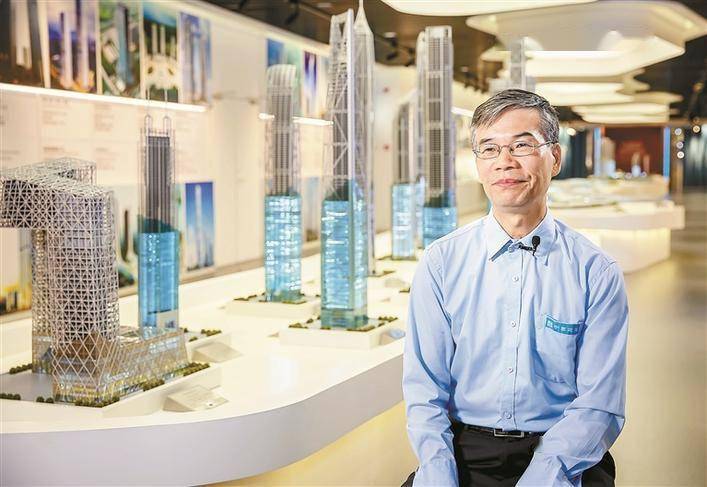 专访第七届全国道德模范陆建新见证深圳速度创新深圳速度