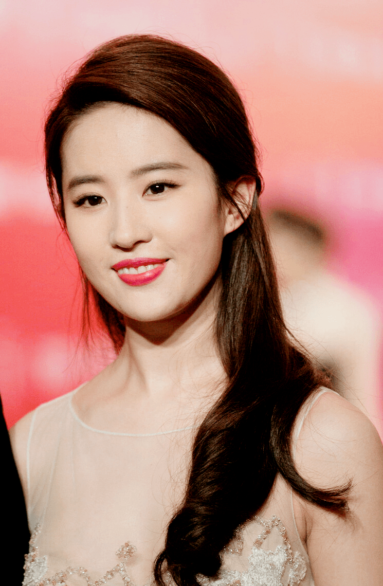 学会这些化妆小技巧,你也能变天仙刘亦菲_眼睛