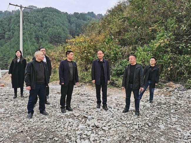 施秉县委书记姜志强到马号镇,甘溪乡调研巩固拓展脱贫攻坚成果同乡村