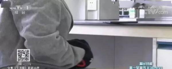 太吓人了，学生拍下寝室惊人一幕！