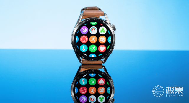 高颜值、高科技、高续航的华为WATCH GT3：一款经典全能手表