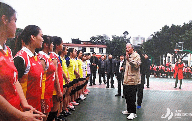 专访开启中国女排五连冠时代的白沙籍教练邓若曾