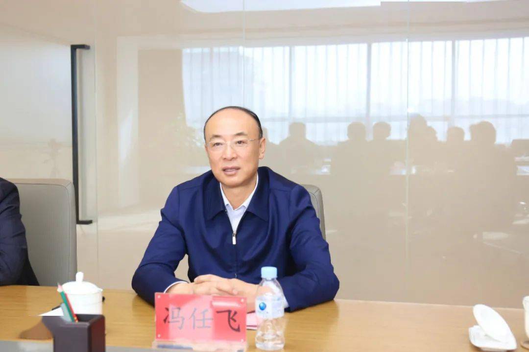 副厅长张鹤,中国农业银行内蒙古分行副行长王海龙,以及自治区住房和