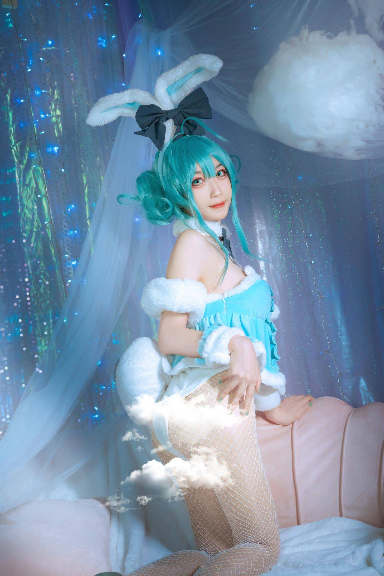 未来|初音未来cosplay，是软软的小白兔