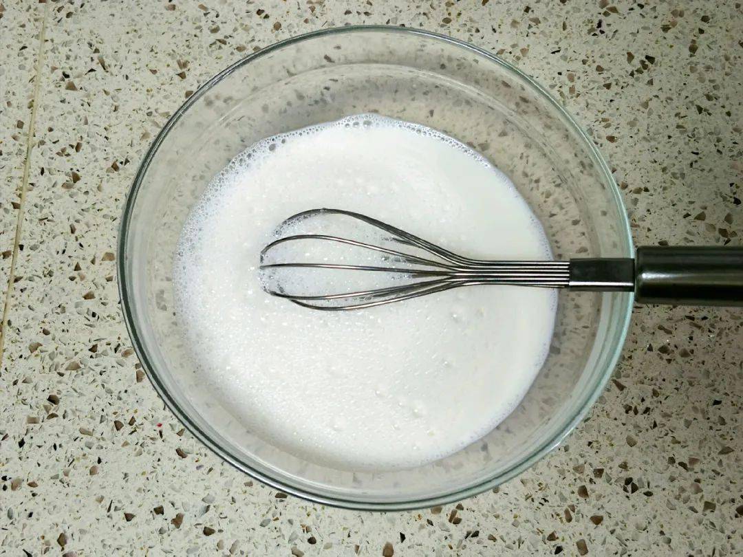 入口|可以吃的牛奶，4种原料在家搞定！有手就能做，入口即化胜过敷面膜！