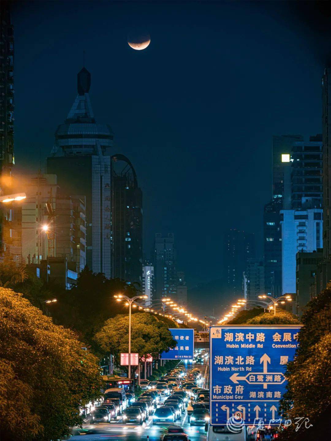 600年来最长！刚刚，厦门夜空出现“天狗食月”→