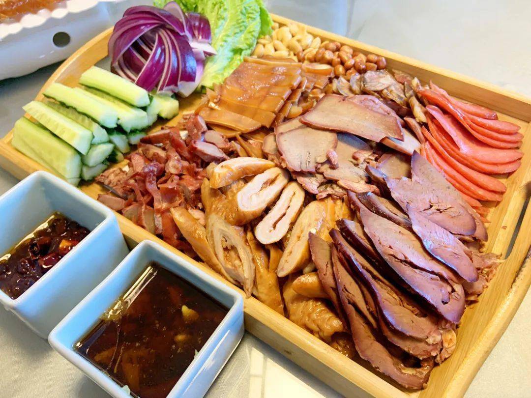 门头沟三家店新出好吃的了吊炉烤鸭卤味大拼盘大小聚会就奔这儿