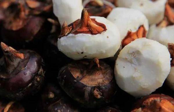 寄生虫|千万别生吃！90后女子体内取出2条活虫，竟是这水果惹祸