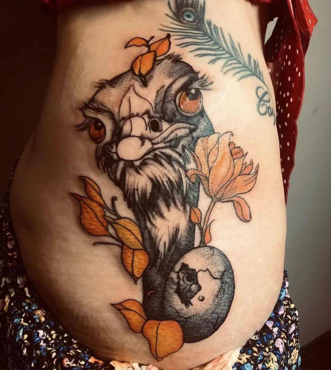 高大凶猛的鸵鸟纹身