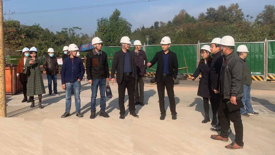 市委党校副校长王健飞要求增强安全意识筑牢安全防线抓好当前重点工作