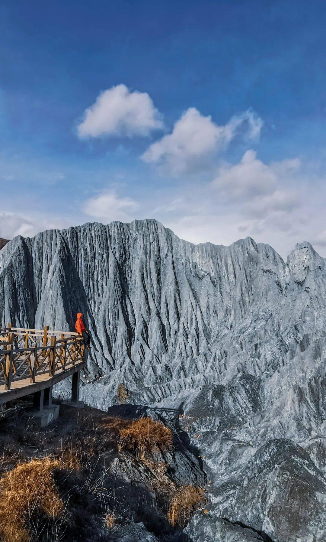 图源于携程图库@视觉中国rf 32 墨石公园  一则某短视频平台的权杖