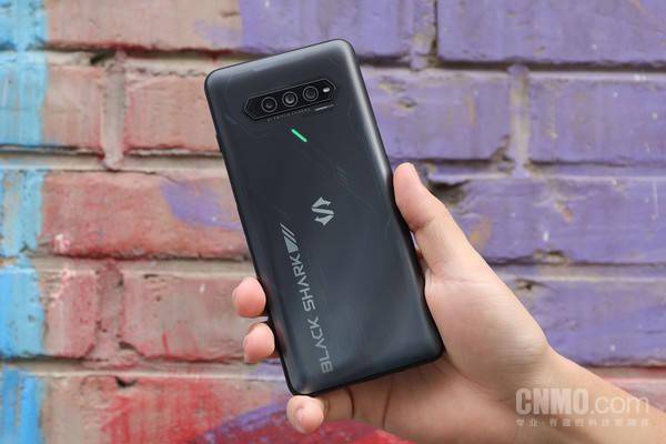 黑鲨4S Pro评测：全方位进化 满足游戏玩家的所有需求