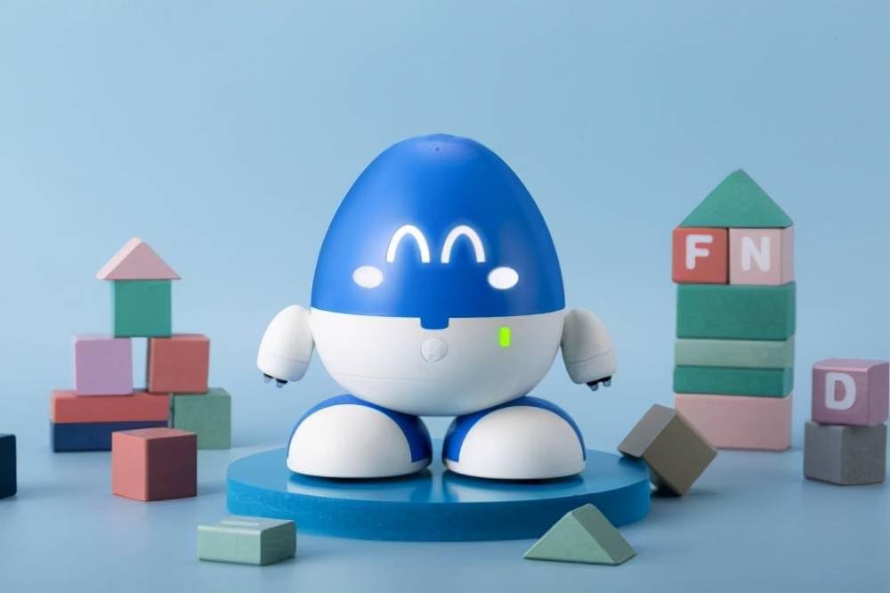 同样是儿童智能机器人为什么蛋宝成为孩子的首选