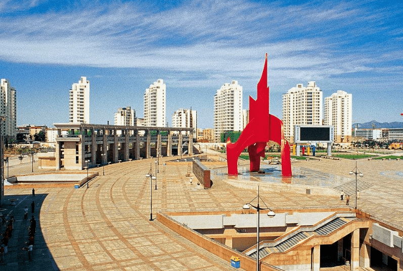 秦皇岛图书馆奥体中心天下第一关阿那亚礼堂孤独图书馆未来,秦皇岛的"