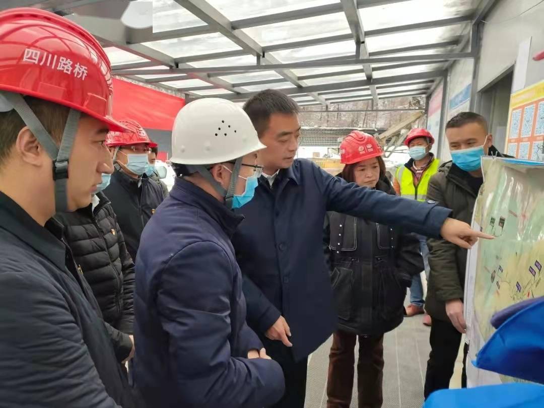 州委常委州纪委书记州监委主任郑雷赴理县调研党风廉政建设和反腐败