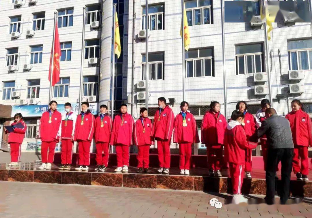 宣化教育五中举行校园吉尼斯颁奖仪式