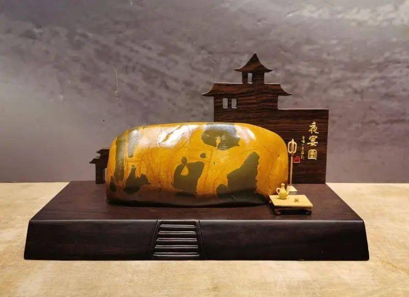 横空出世王母彩雍容华贵彩陶石