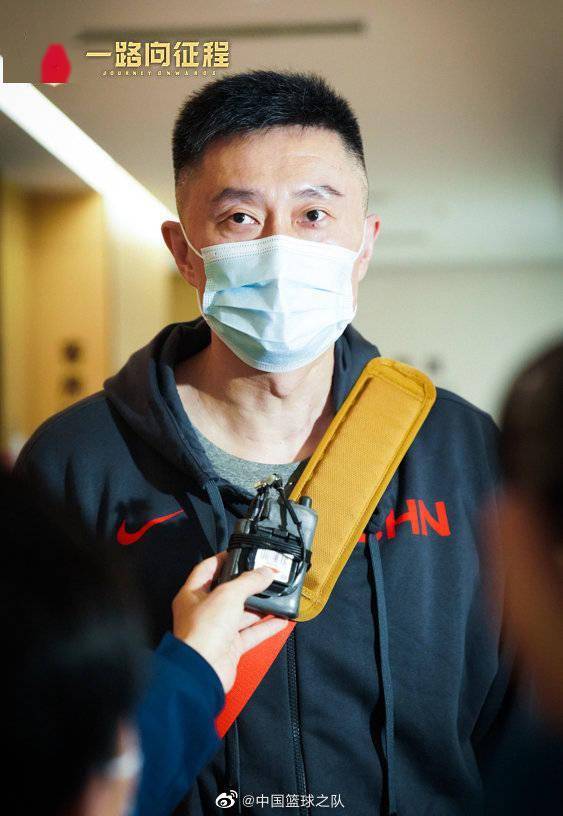 周琦|中国男篮前往日本备战世预赛，周琦澳大利亚出发与球队会合