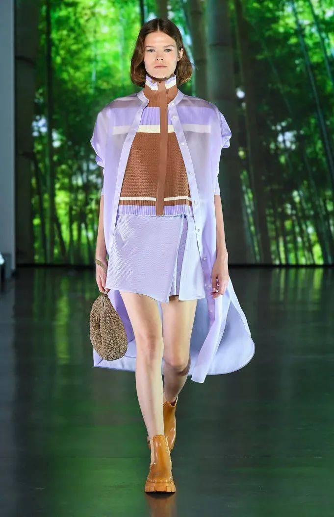 色调 2022春夏女装流行色T台分析